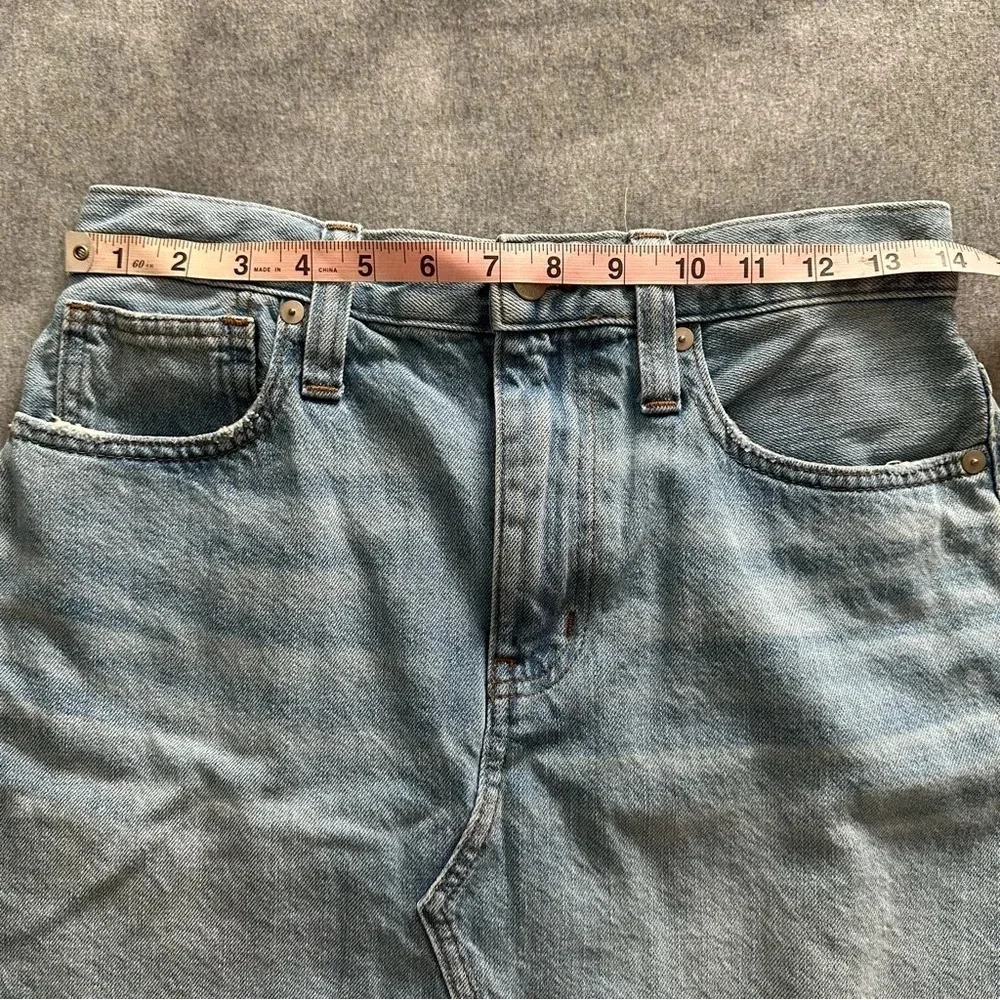 Madewell denim skirt distressed raw hem rigid denim Aline size 28 - Picture 6 of 7